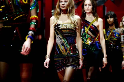 Look 44